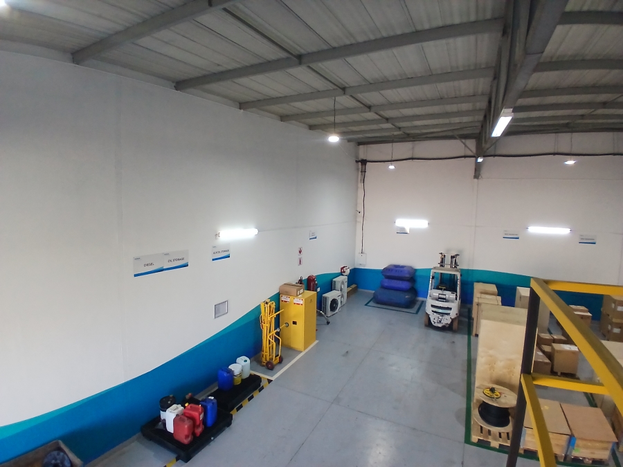 To Let commercial Property for Rent in Oos Einde North West